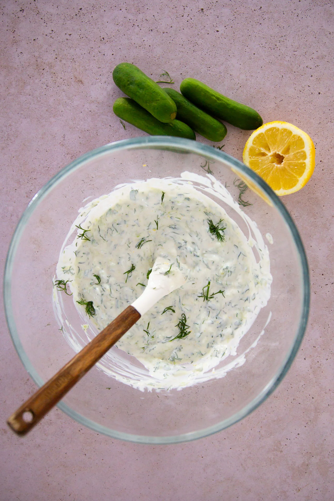 Quick & Easy Tzatziki: Fresh Greek Cucumber Dip for Any Occasion